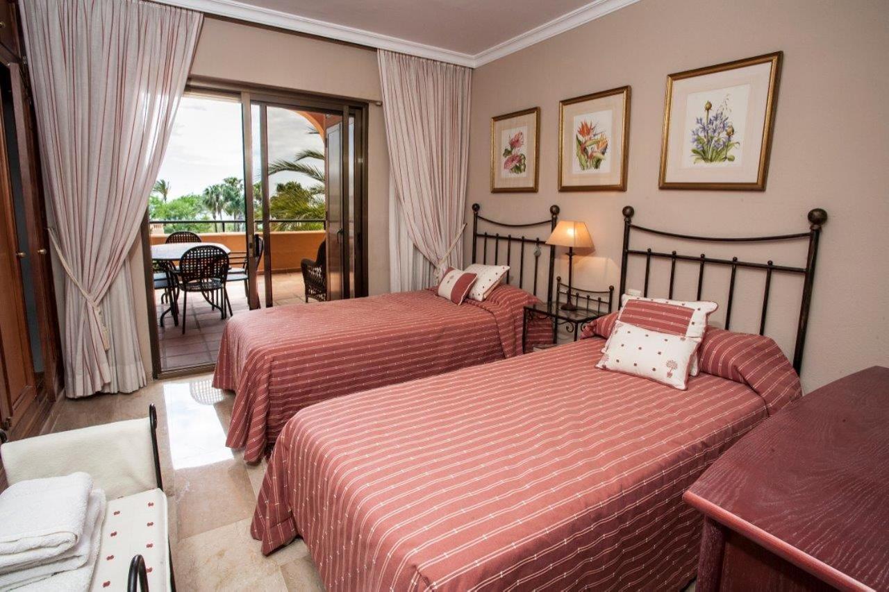 Ferienwohnung Prado Estepona Exterior foto